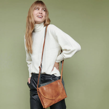 Marcus Crossbody 3152
