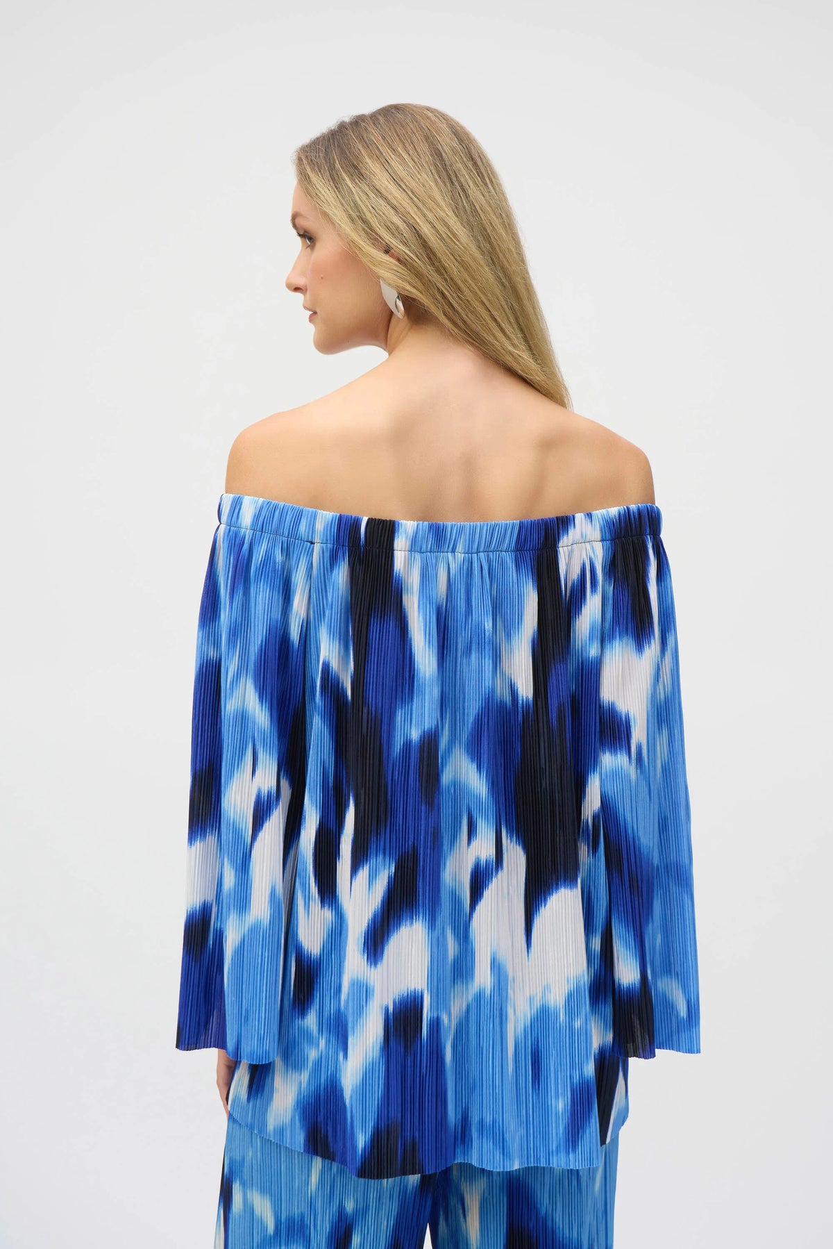 Pleated Novelty Tropical Print Off-Shoulder Top 252227