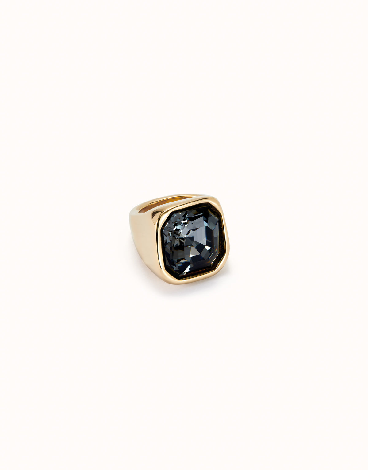 Ser Sin Complejos Gold Ring W/Grey Crystal AIN0823GRSORO