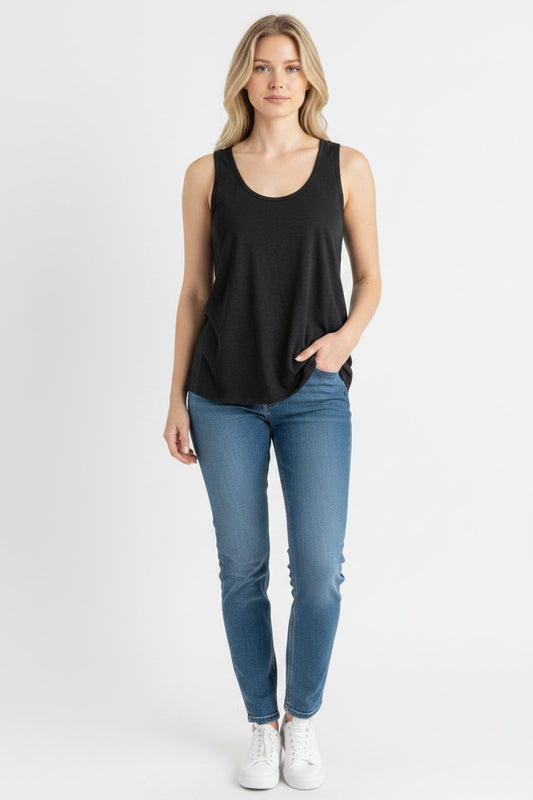 Curve Hem Slim Scoop Neck Tank 43G-A2179