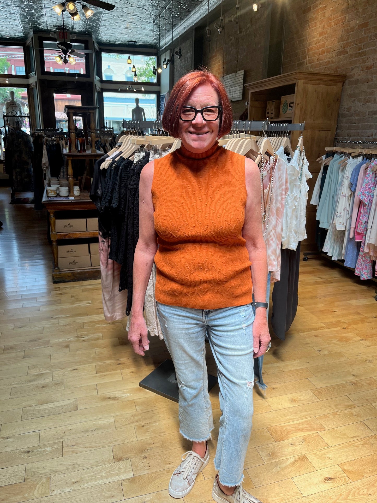 Sleeveless Mock Neck Top 1561O