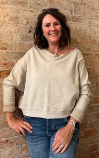 Maggie Off Shoulder Pullover CFT1033