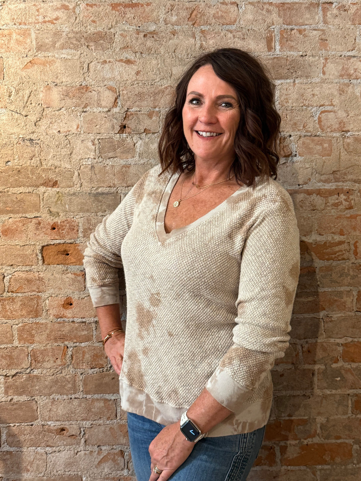 Gabrielle V Neck Pullover CRS1016