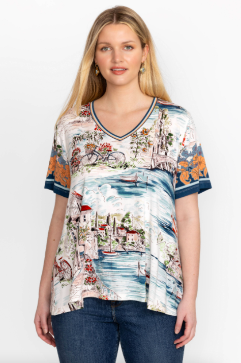 The Janie Favorite S/S V-Neck Swing Tee