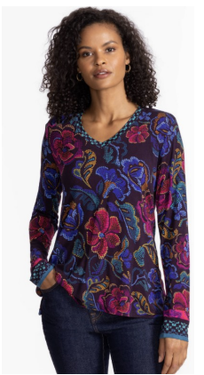 The Janie Favorite Long Sleeve V-Neck Tee-Aphaia T17125-8