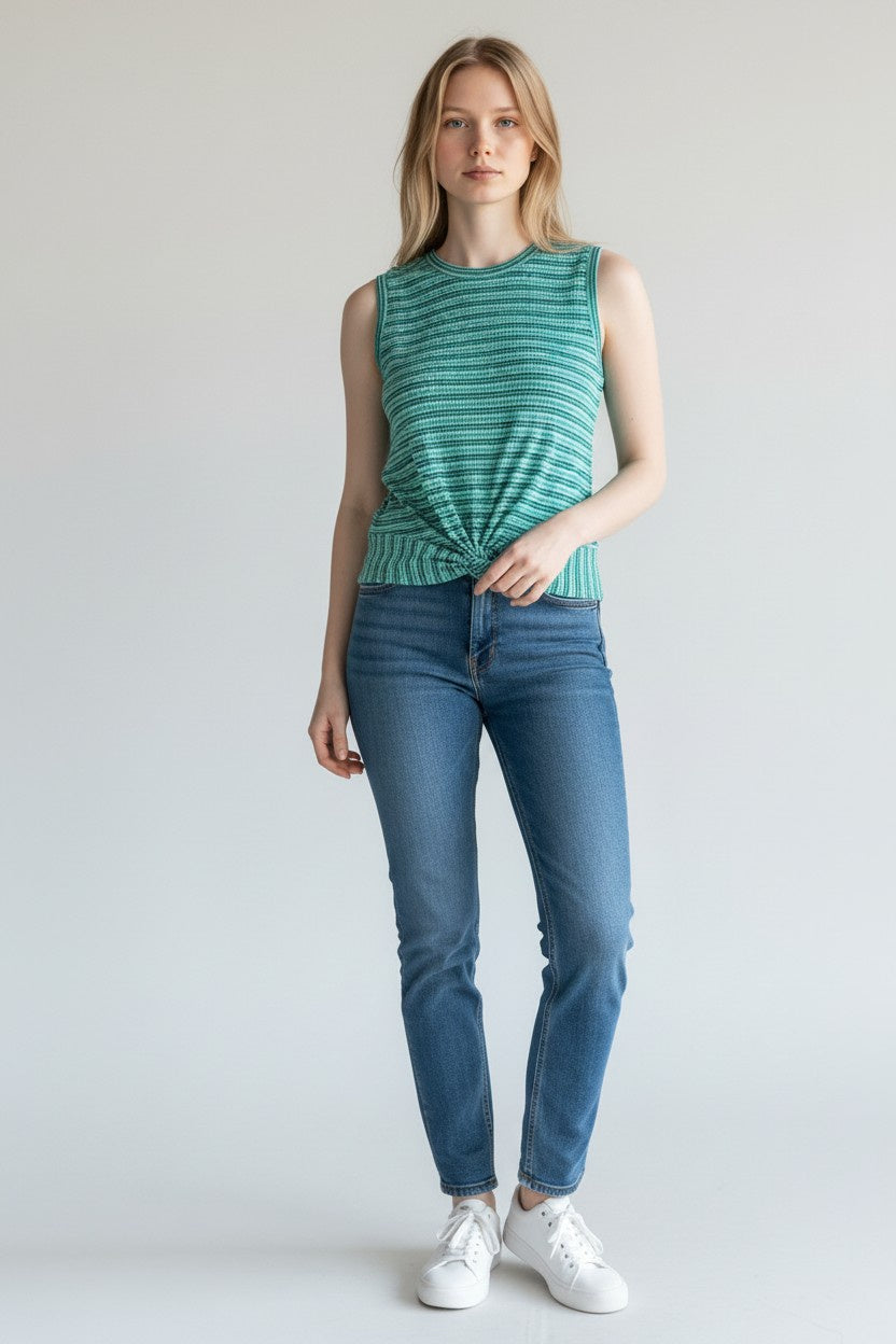 Sleeveless Crew Neck Twist Front Top LM8L05KB20