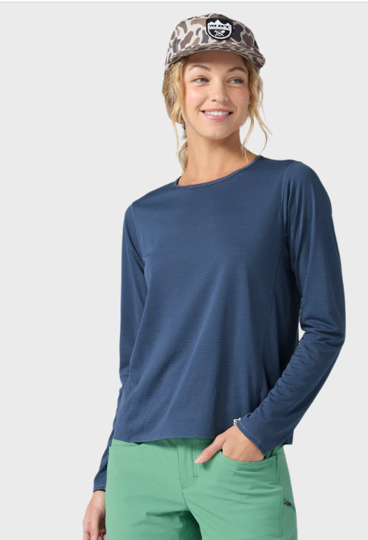 Women's Lucent Tee Long Sleeve 100824