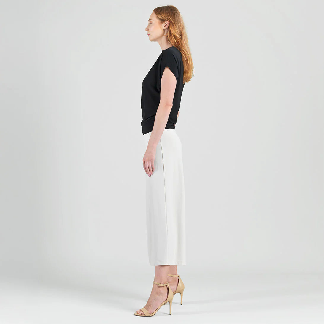 Soft Knit Short Sleeve Boat Neck Top T224