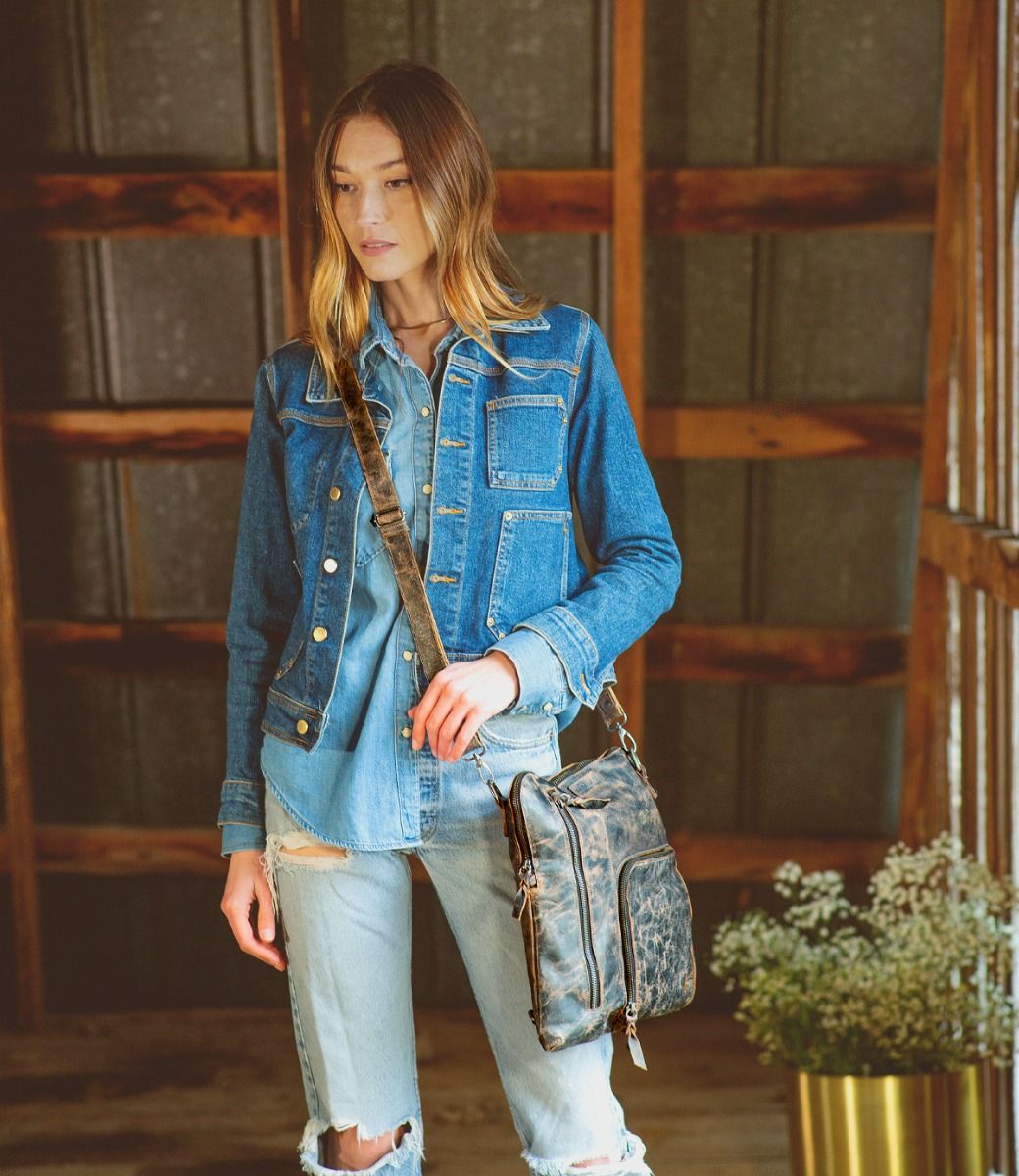 Aiken Crossbody A694254