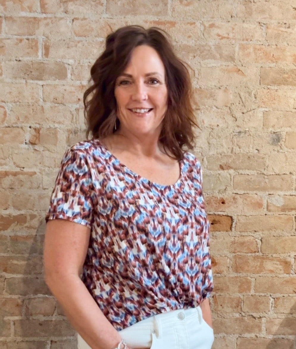 Catch Short Sleeve Top