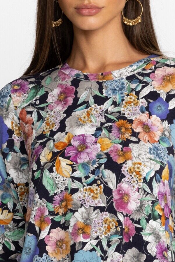 The Janie Favorite Long Sleeve V-Neck Swing Tee
