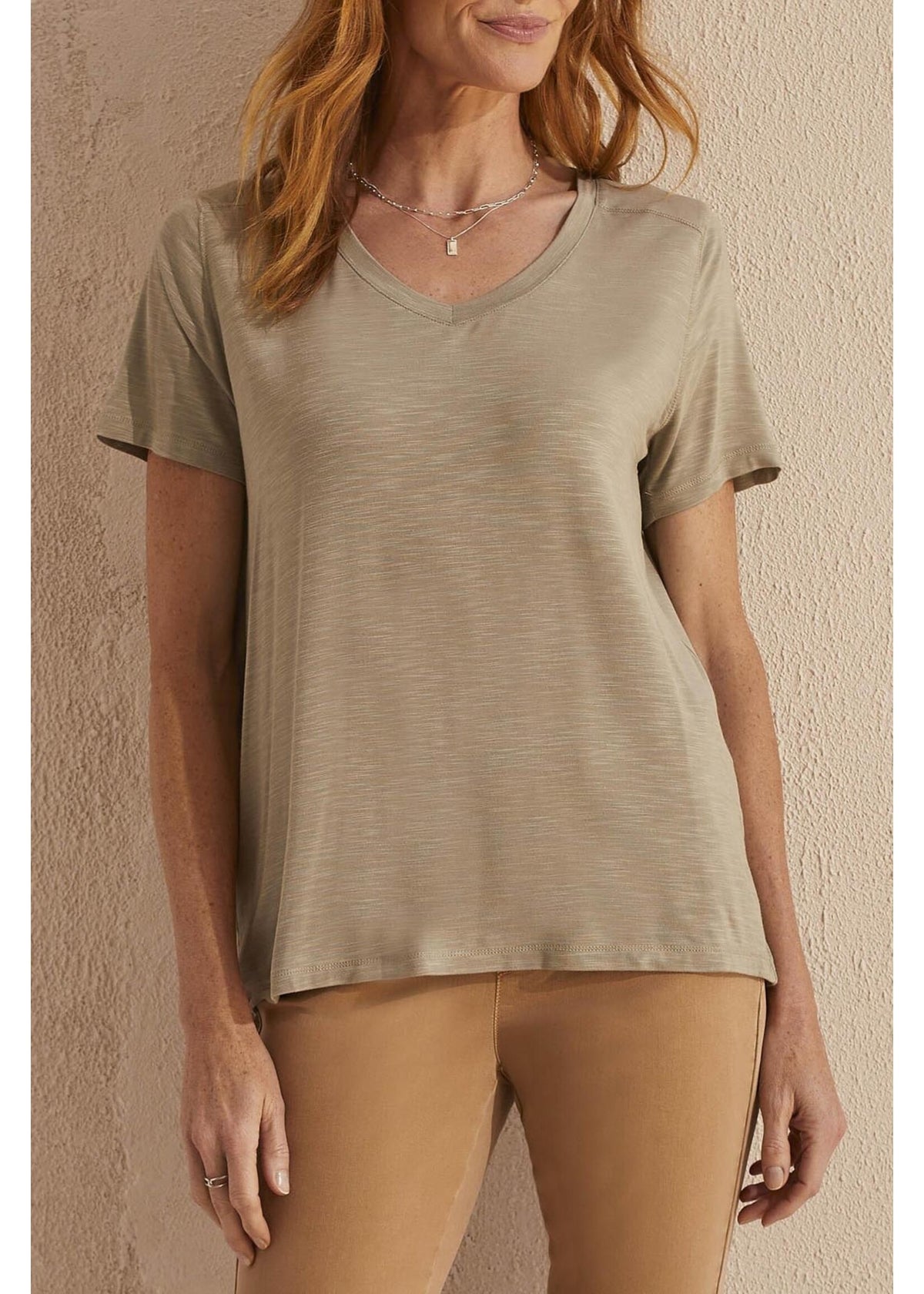 S/S V Neck Top W/Special Stitching