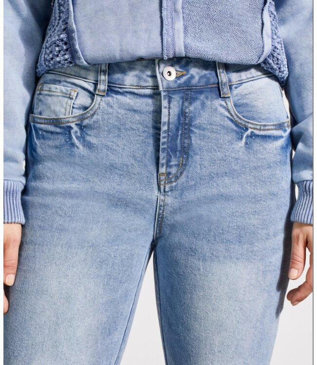 Sophia Microflare Crop Denim