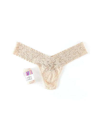Signature Lace Original Rise Thong 4811P