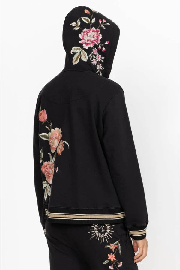 Vienna Pullover Sweatshirt